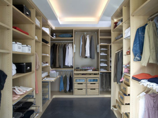 Prostorná šatna na míru