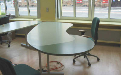 Atypické stoly do kanceláře