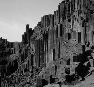 vestavene-skrine-na-miru-designglass-BW-23