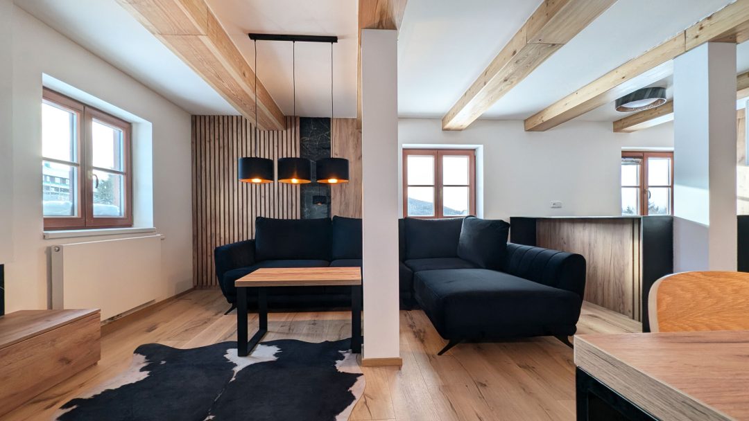 PXL_20241123_084953340