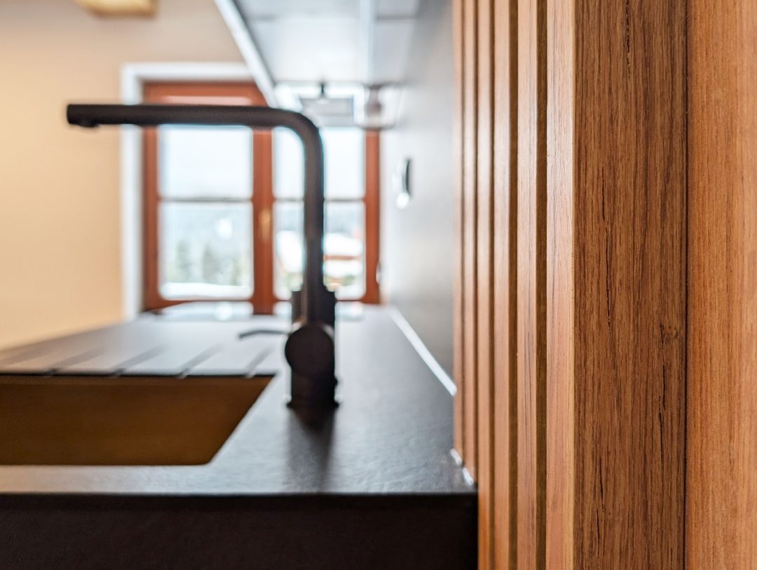 PXL_20241123_100503372